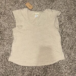 Natural life, size small, T-shirt tank top
